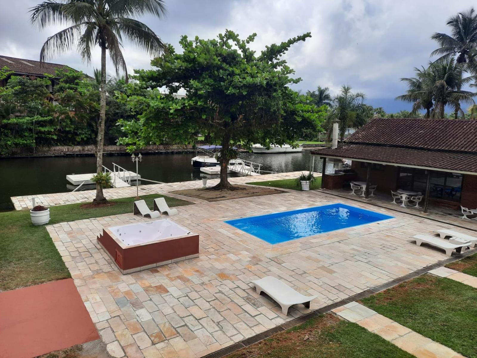 Casa Na Marina Com Piscina Churrasqueira E Pier 瓜鲁雅 外观 照片